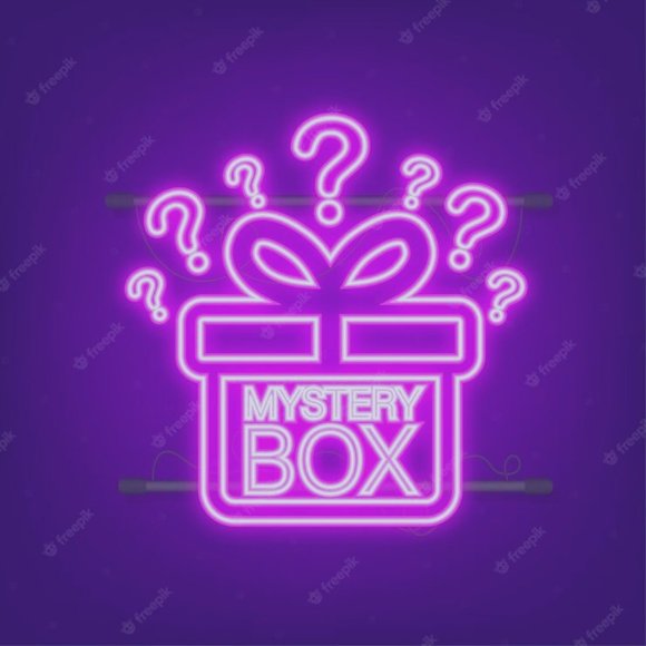 MYSTERY BOX: 3-pc Women's Size Large - Picture 1 of 1